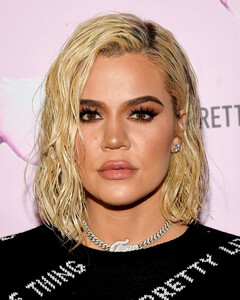 Хлоя Кардашьян постоянно плачет из-за закрытия шоу